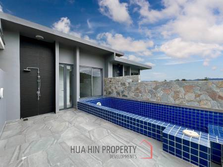 Black Mountain : 4 Story 3 Bedroom Townhouse