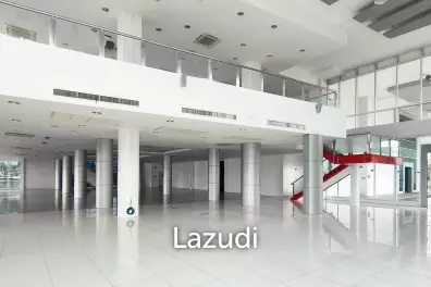 Retail space for rent in Srinakarin