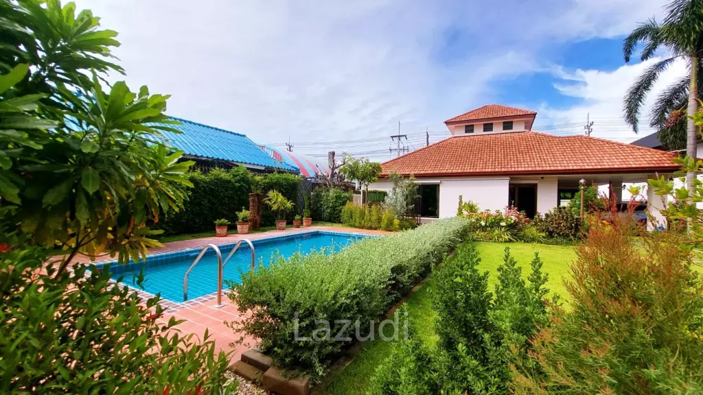 3 Bedrooms 3 Bathrooms 300 SQ.M Boss Village
