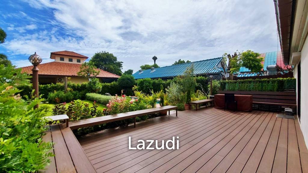 3 Bedrooms 3 Bathrooms 300 SQ.M Boss Village