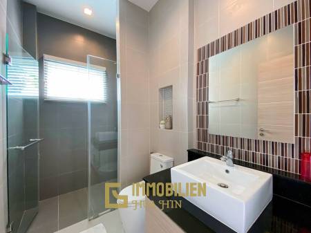 477 metro cuadrado 3 ` 2 Baño Villa de Venta