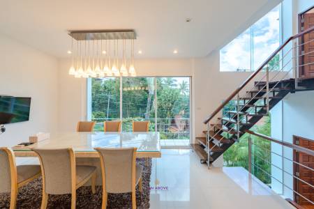 Stunning 4 Bedroom Seaview Villa in Patong