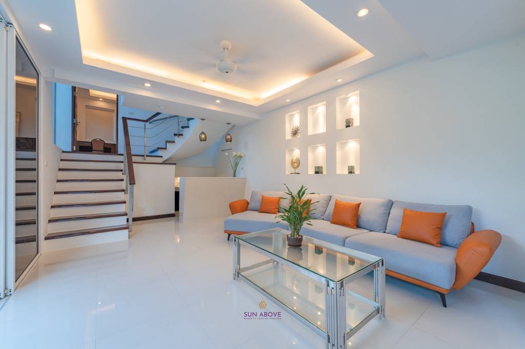 Stunning 4 Bedroom Seaview Villa in Patong