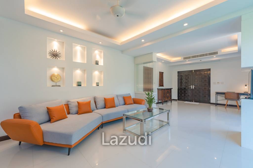 Stunning 4 Bedroom Seaview Villa in Patong