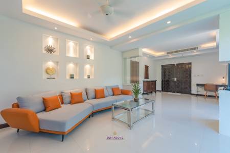 Stunning 4 Bedroom Seaview Villa in Patong