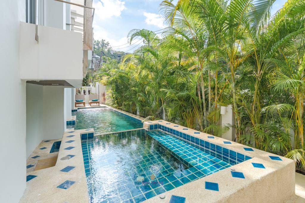 Stunning 4 Bedroom Seaview Villa in Patong