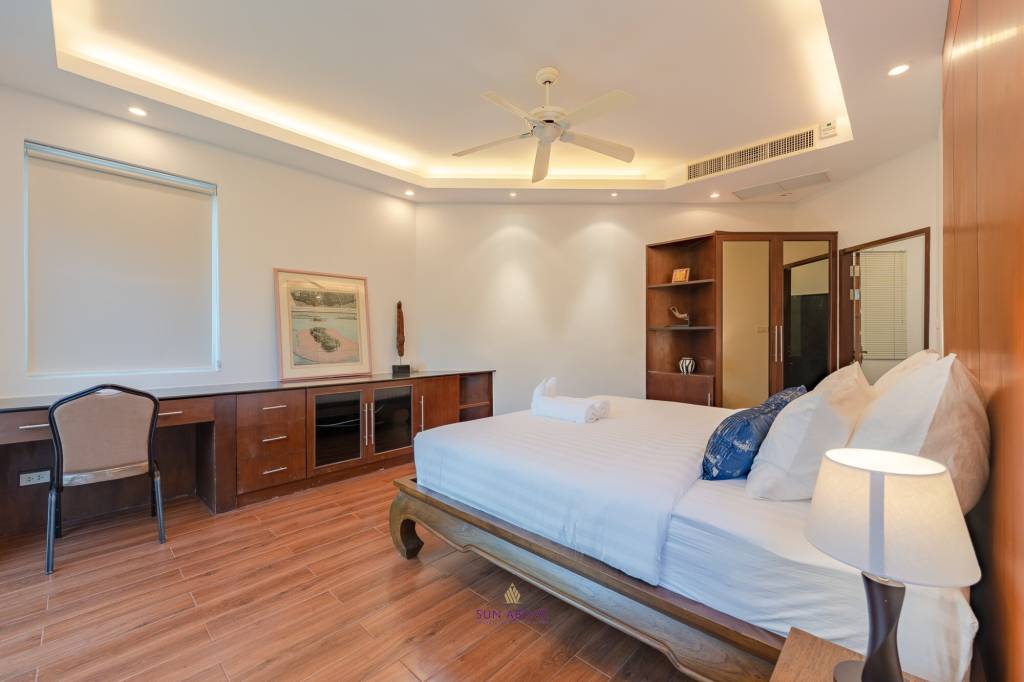 Stunning 4 Bedroom Seaview Villa in Patong