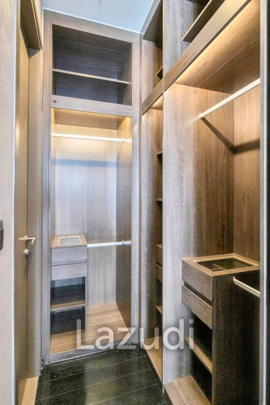 1 Bed 1 Bath 33 SQ.M Park Origin Thonglor