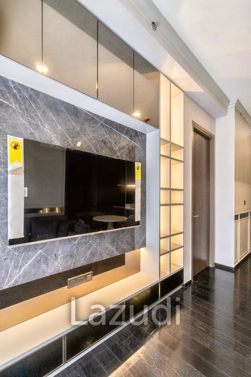1 Bed 1 Bath 33 SQ.M Park Origin Thonglor