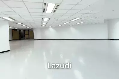 Office space for rent in Silom