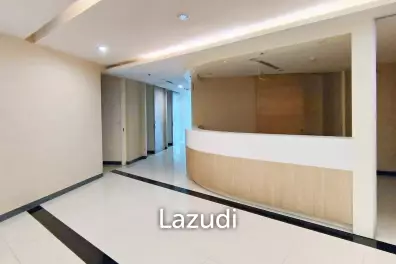 Office space for rent in Silom