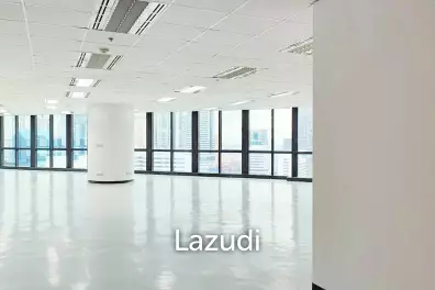 Office space for rent in Silom