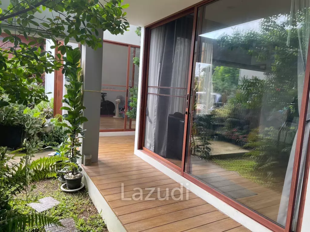 modern 4 bedroom family home close to ping river