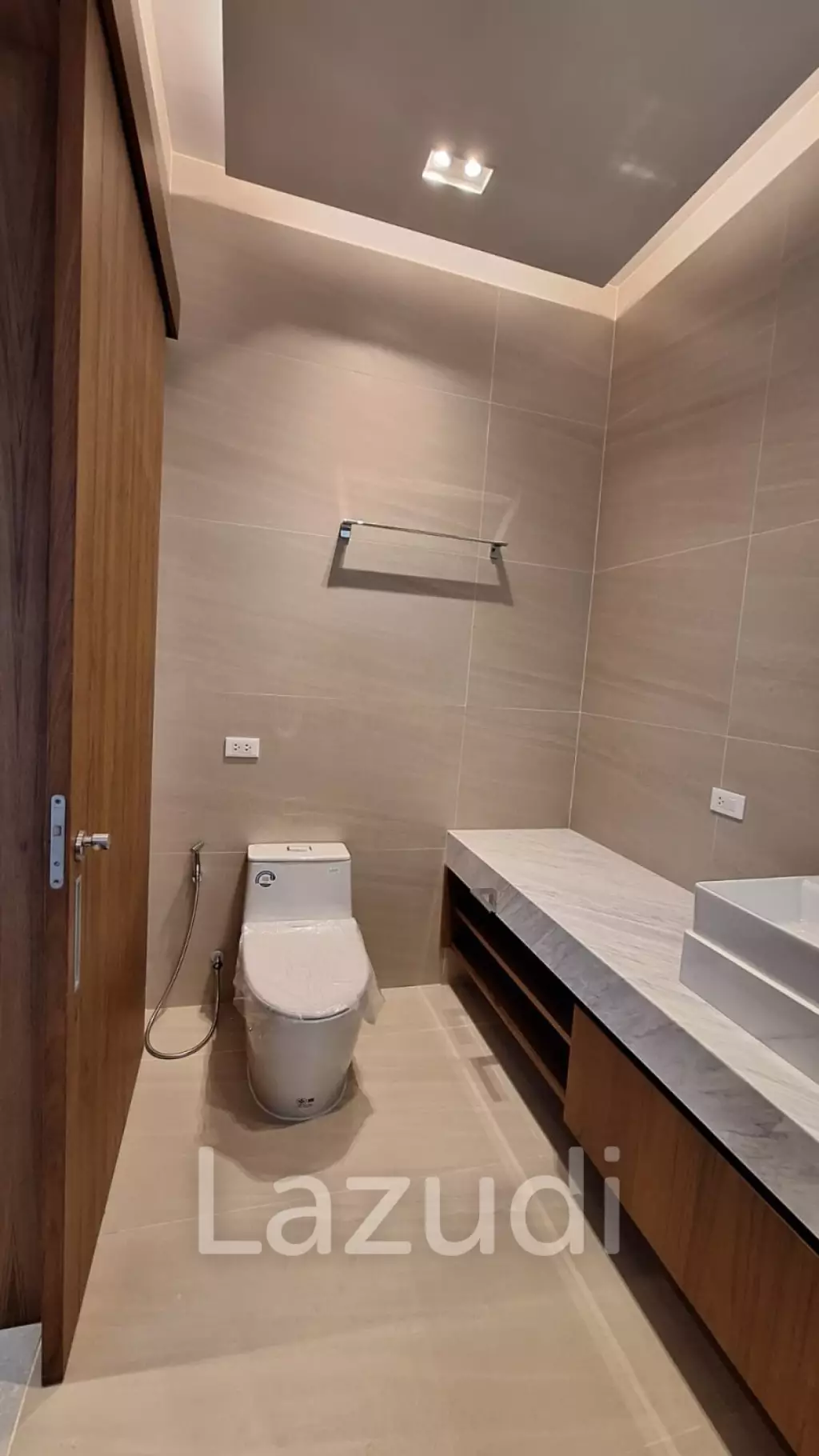 3 Bed 3 Bath 274 SQ.M Paradise Spring Villas