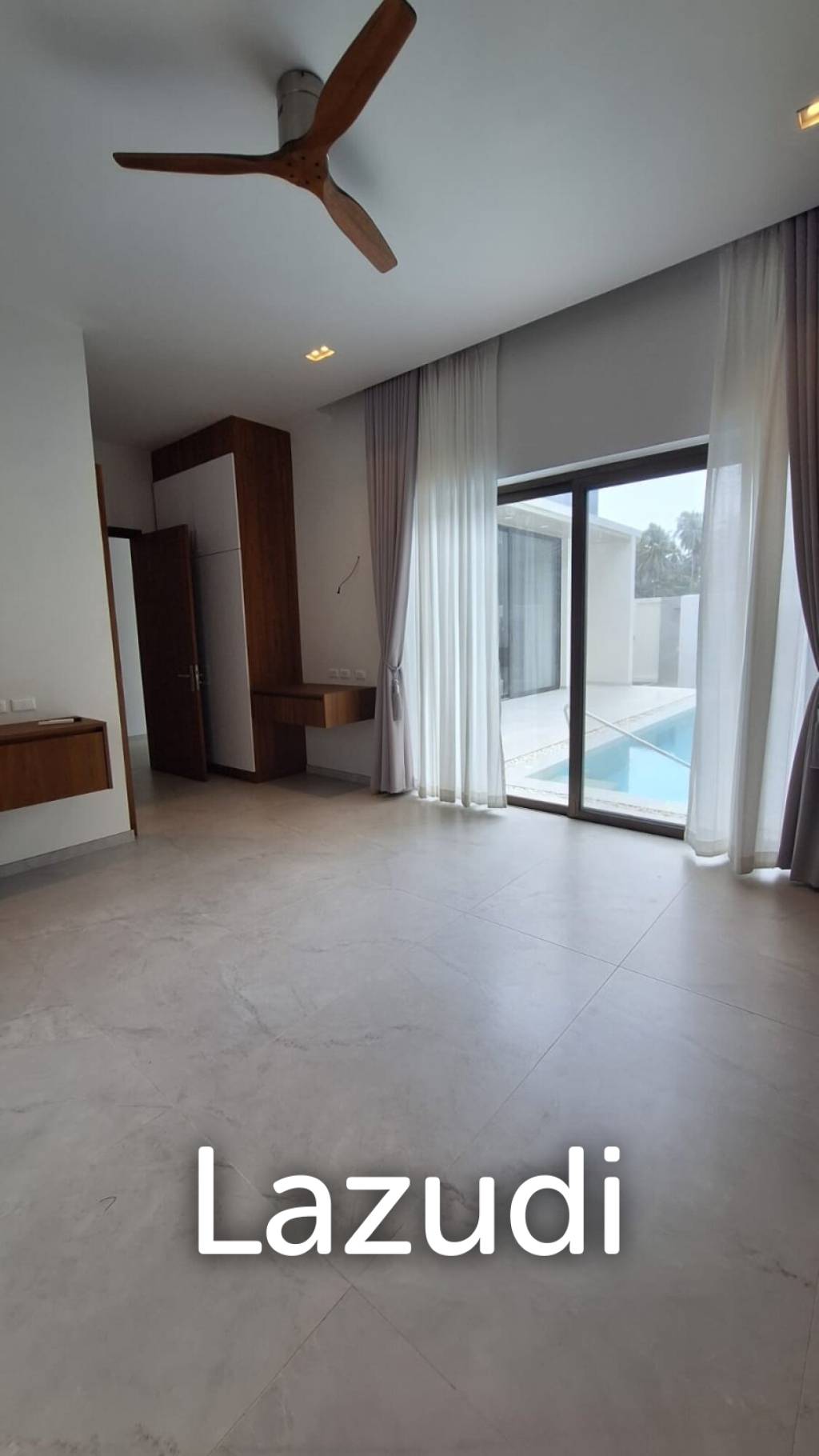 3 Bed 3 Bath 274 SQ.M Paradise Spring Villas