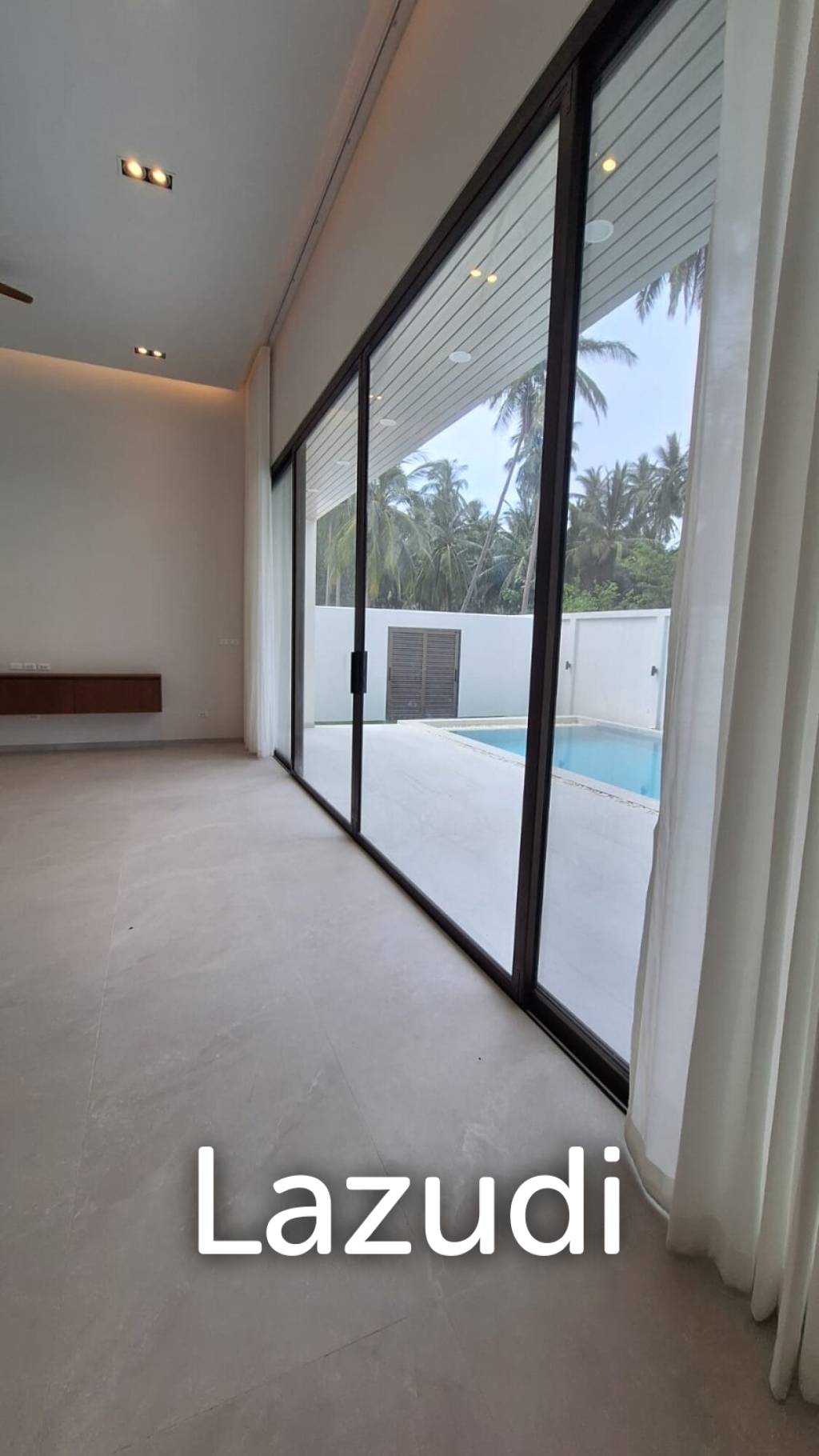 3 Bed 3 Bath 274 SQ.M Paradise Spring Villas