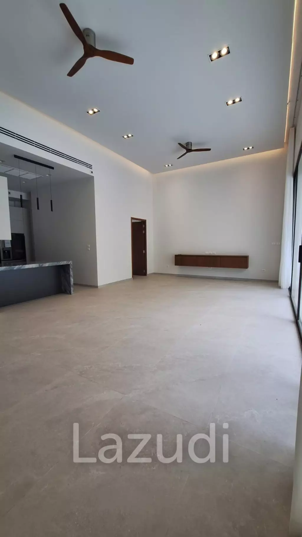 3 Bed 3 Bath 274 SQ.M Paradise Spring Villas