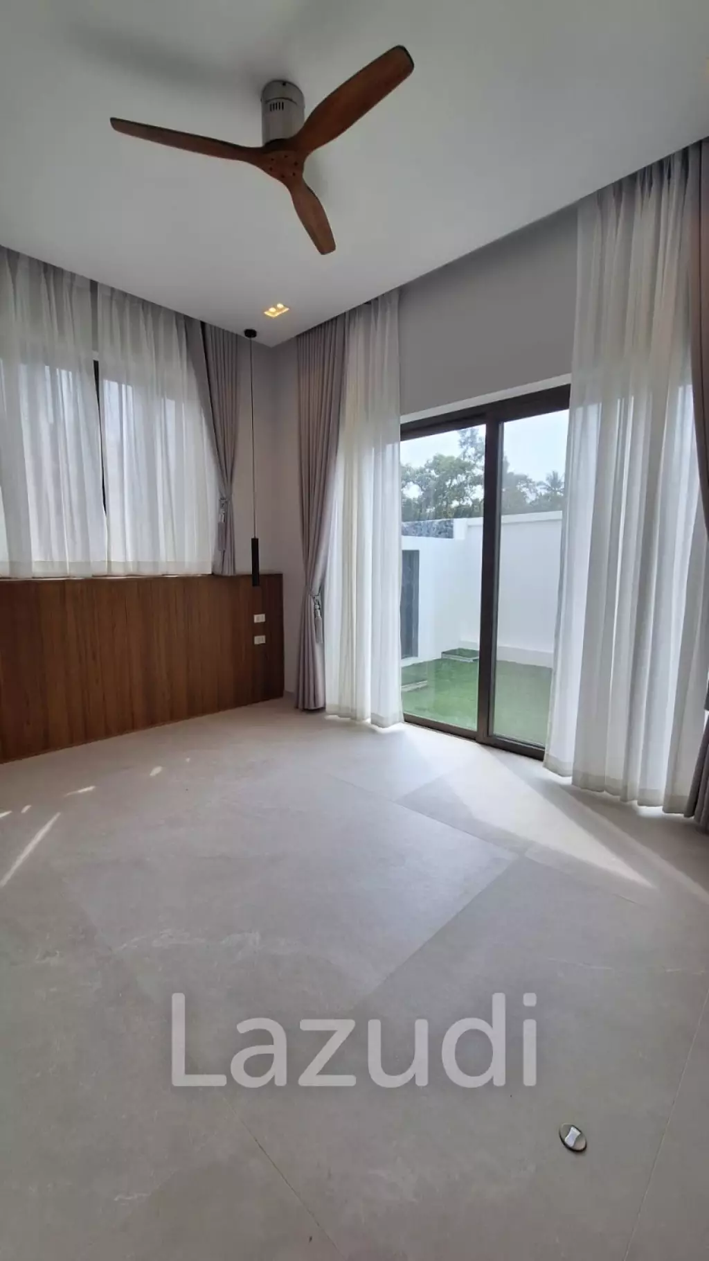 3 Bed 3 Bath 274 SQ.M Paradise Spring Villas