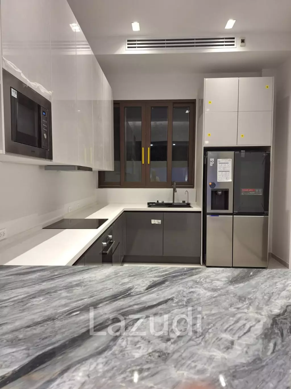 3 Bed 3 Bath 274 SQ.M Paradise Spring Villas