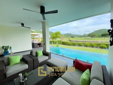 Freehold 2 Story Luxury Pool Villa For Sale on Black Mountain