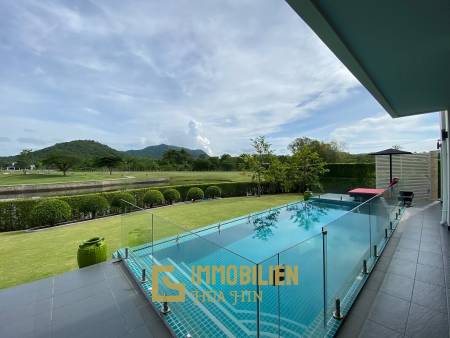 Freehold 2 Story Luxury Pool Villa For Sale on Black Mountain