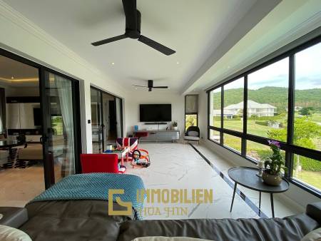 Freehold 2 Story Luxury Pool Villa For Sale on Black Mountain