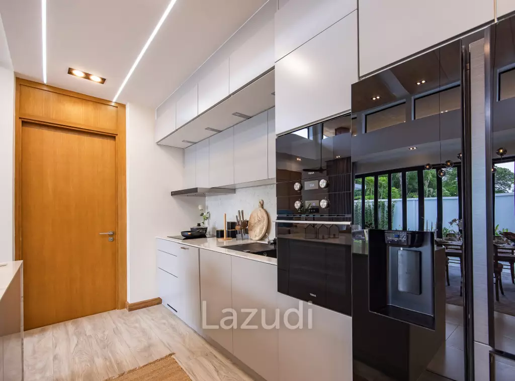 3 Bed 4 Bath 274.1 SQ.M Monetaria Villas
