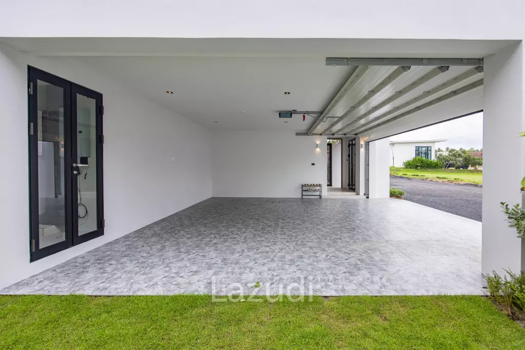 3 Bed 4 Bath 274.1 SQ.M Monetaria Villas