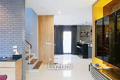 4 Bed 4 Baths 220 SQ.M The City Bangna-KM7