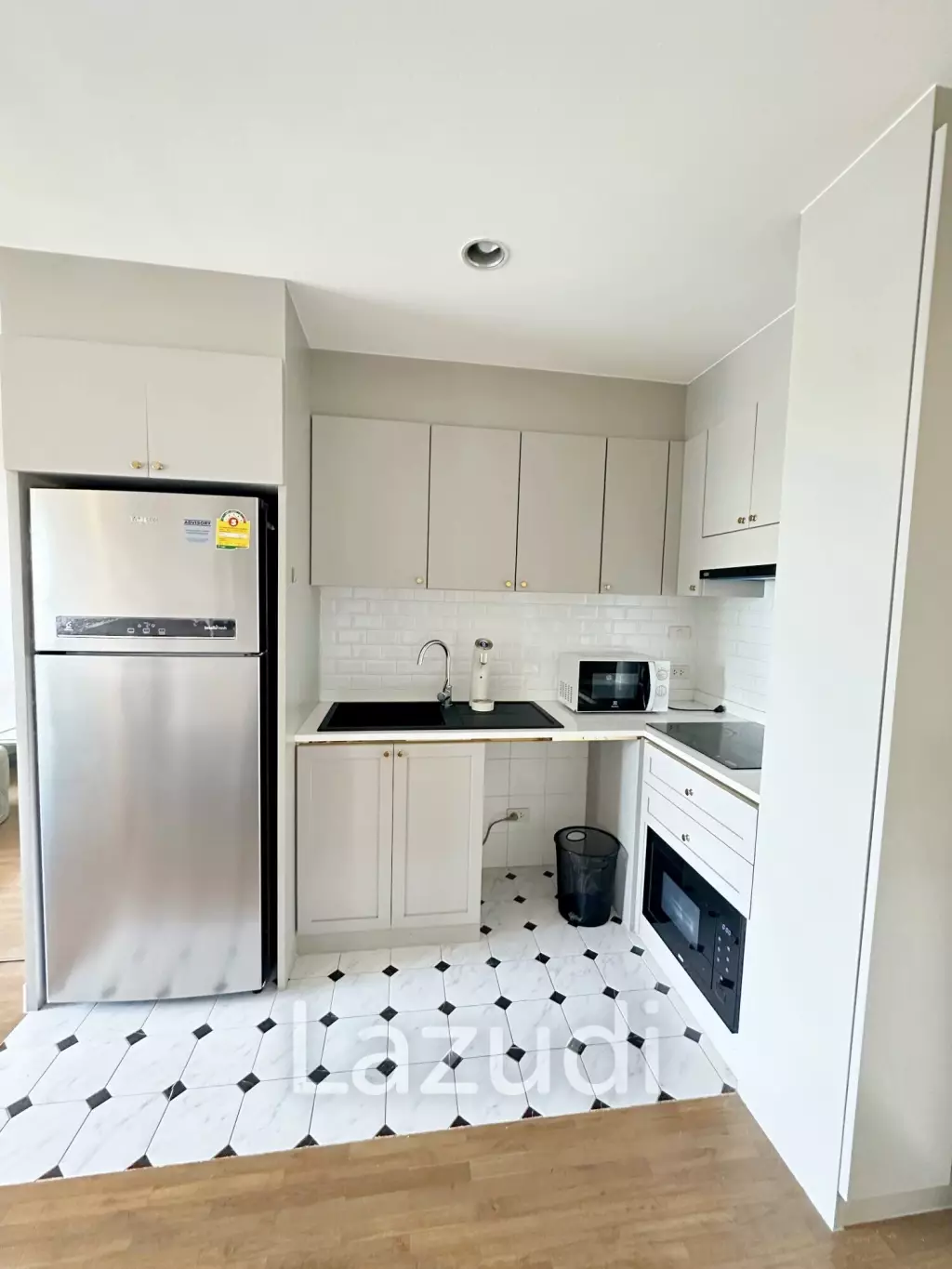 2 Bed 2 Bath 73 SQ.M Baan Siri Sathorn