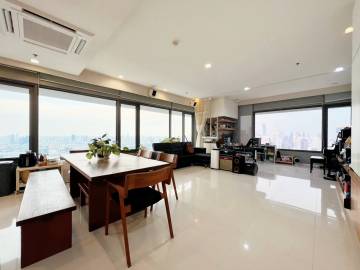 3 Bed 4 Bath 157 SQ.M Amanta Lumpini