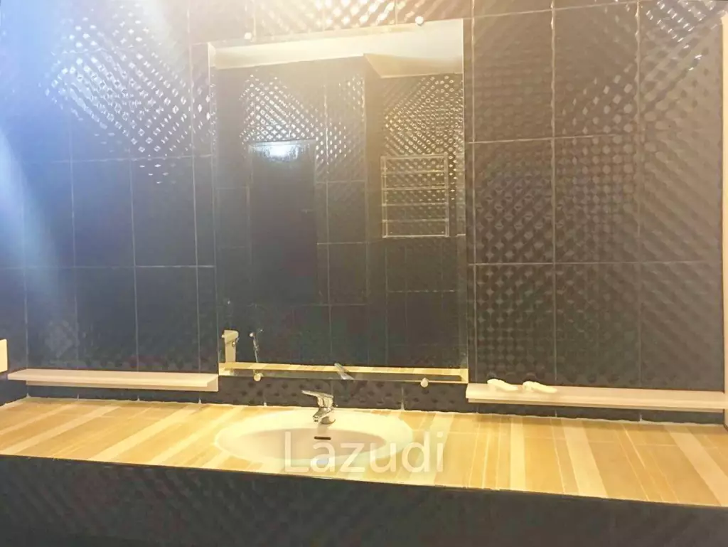 4 Bed 5 Bath 450 SQ.M Oriental Towers