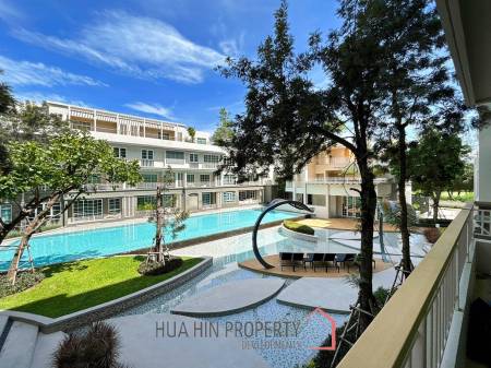 Autumn : 1 Bedroom Condo With Pool View