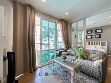 Autumn : 1 Bedroom Condo With Pool View