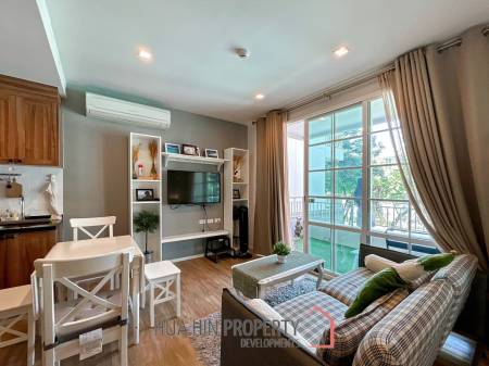 Autumn : 1 Bedroom Condo With Pool View