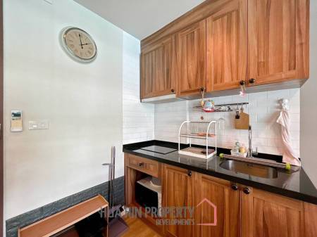 Autumn : 1 Bedroom Condo With Pool View