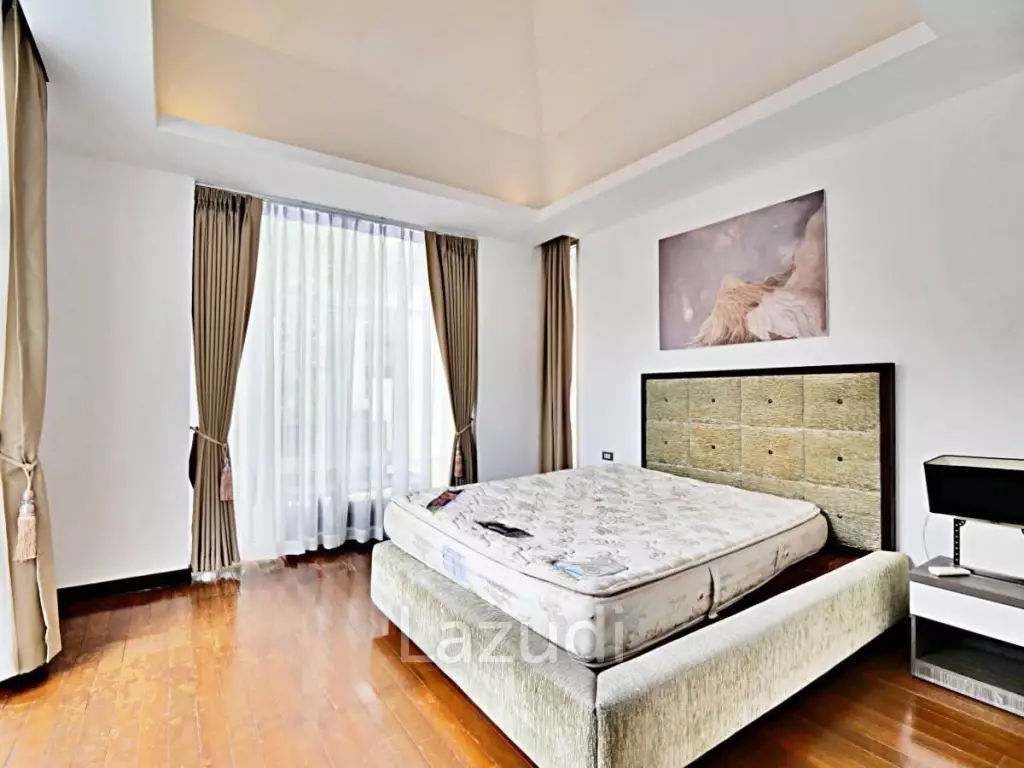 4 Beds 3Baths 315 SQ.M Nagawari Village