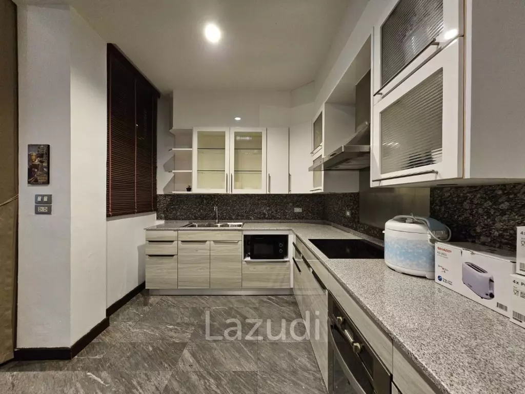 4 Beds 3Baths 315 SQ.M Nagawari Village