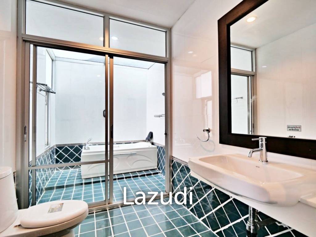 4 Beds 3Baths 315 SQ.M Nagawari Village