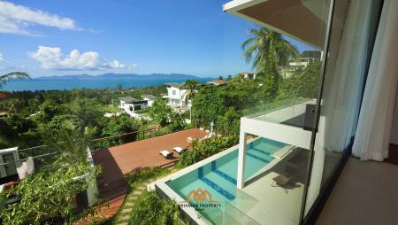 Sea View 4-Bed Villa in Bang Por