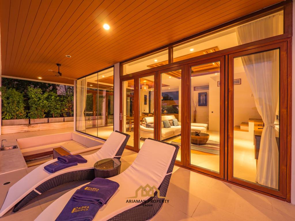 Sea View 4-Bed Villa in Bang Por