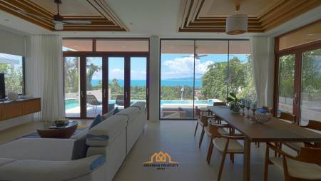 Sea View 4-Bed Villa in Bang Por