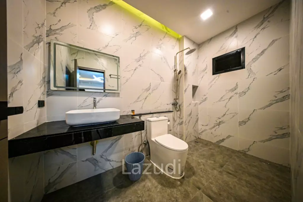 4 Bed 5 Bath 460 SQ.M Aqua Pool Villa