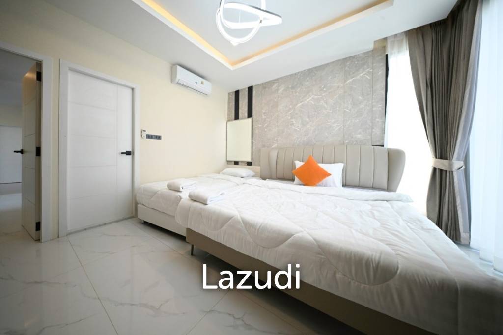 7 Bed 8 Bath 500 SQ.M Aqua Pool Villa