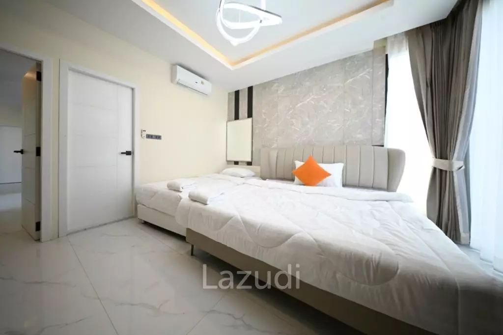 7 Bed 8 Bath 500 SQ.M Aqua Pool Villa