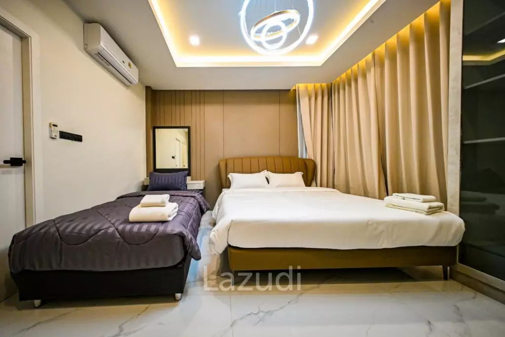 7 Bed 8 Bath 500 SQ.M Aqua Pool Villa