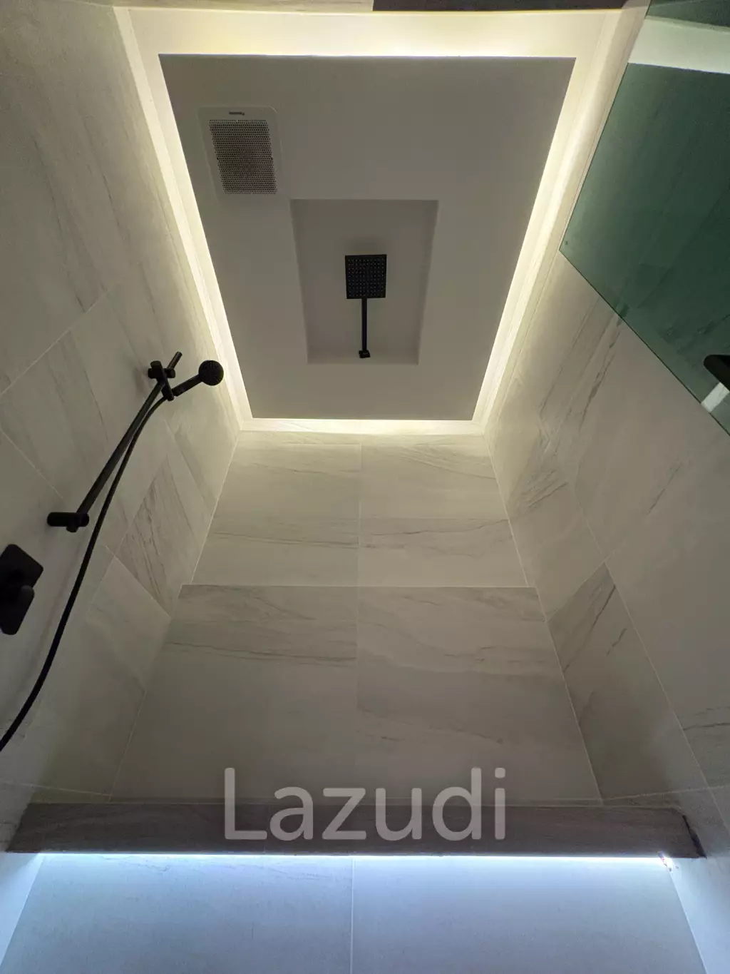 5 Bed 7 Bath 490 SQ.M Khanthasia Eden Hill