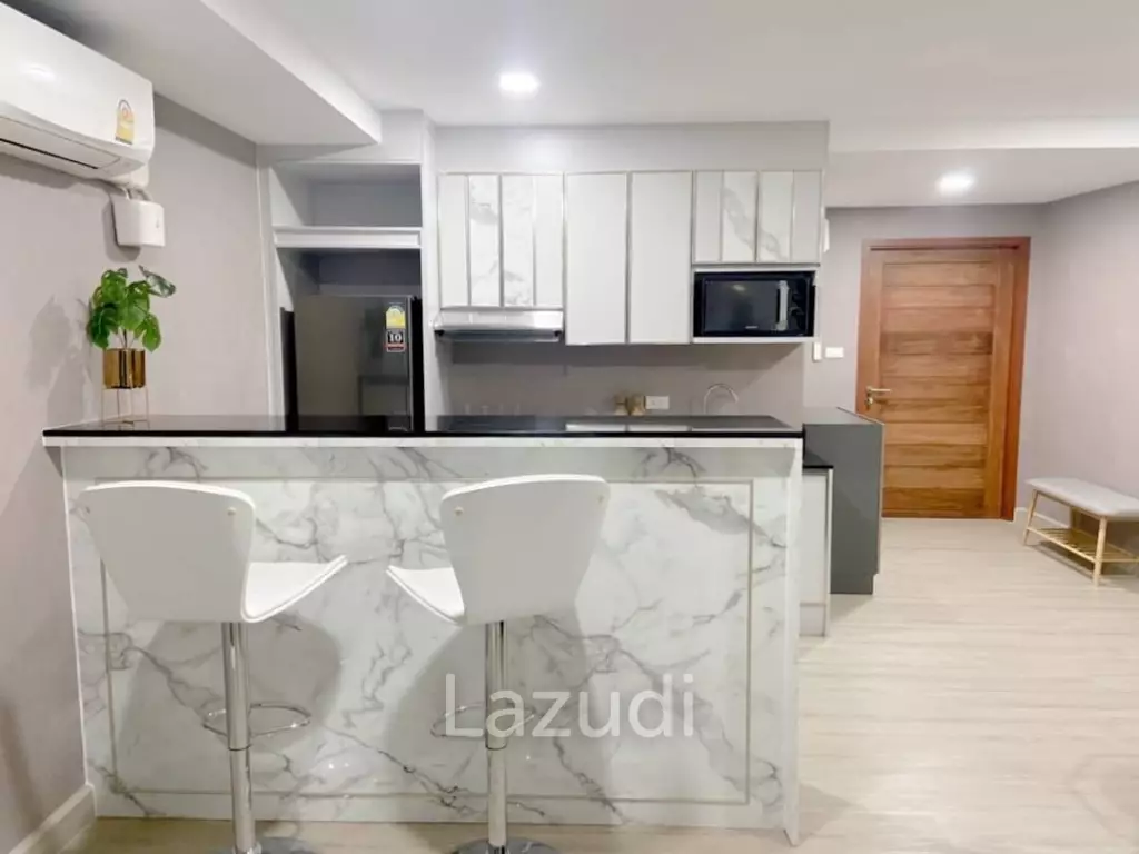 1 Bed 1 Bath  50 SQ.M Grand View Condo