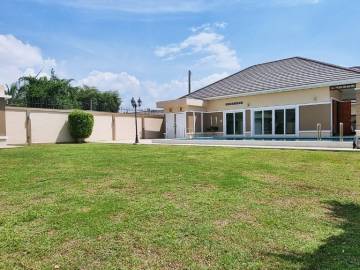 3 Beds 3 Baths 162 SQ.M. Living Grand Home