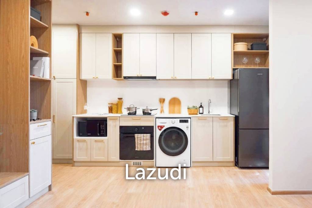 2 Bed 1 Bath 53 SQ.M Metris Pattanakarn-Ekkamai